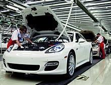 Der Porsche Panamera war in den USA im Monat Mai 2010 erneut die am meisten verkaufte Baureihe der Dr. Ing. h.c. F. Porsche AG, Stuttgart. Der Hersteller sportlicher Premium-Fahrzeuge lieferte seinen Gran Turismo an insgesamt 605 US-Kunden aus.